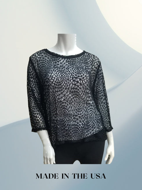 Scoop Neck Netted 3/4 Sleeve Top - T357